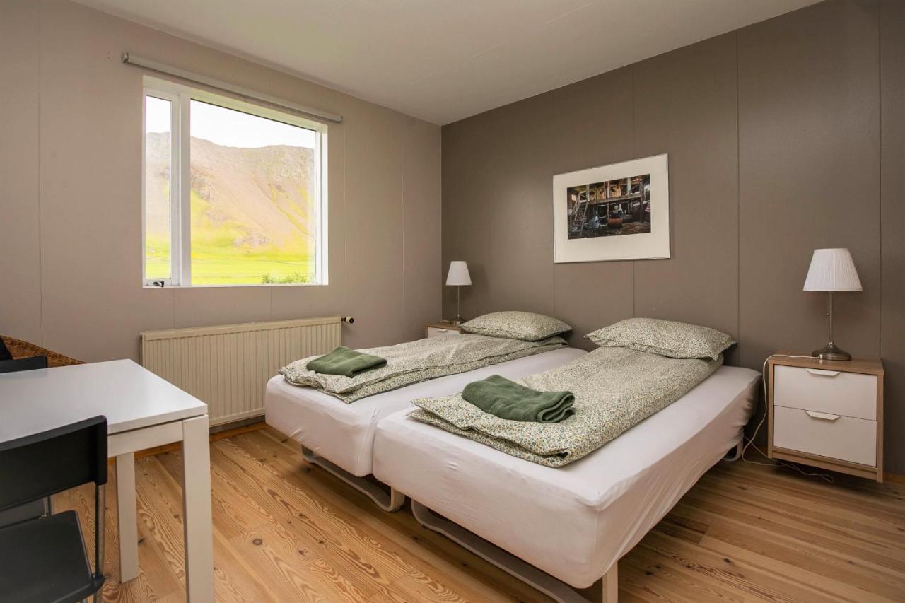 Moar Guesthouse Akranes Bagian luar foto
