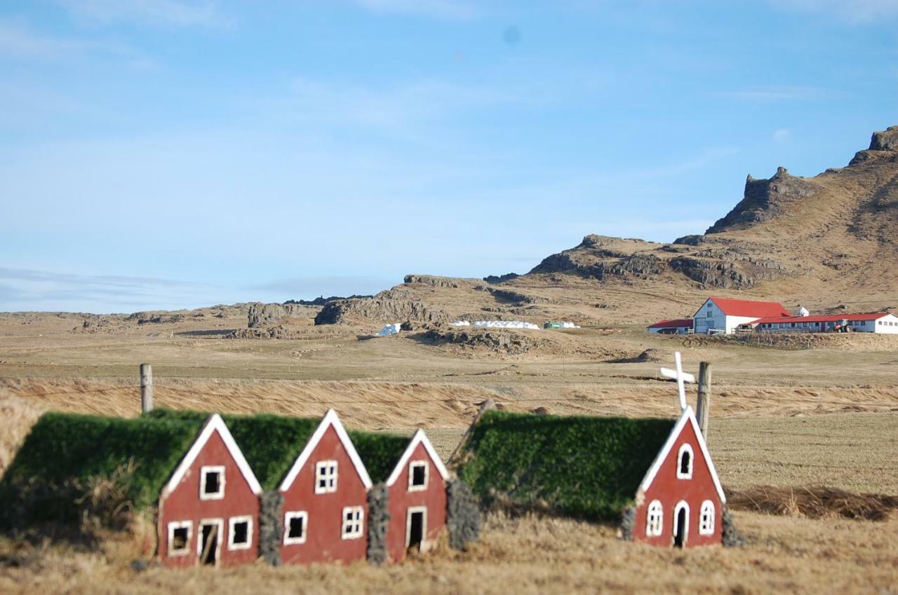 Moar Guesthouse Akranes Bagian luar foto